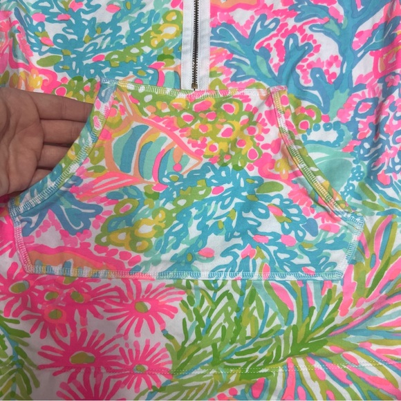 Lilly Pulitzer Sweatshirt Womens Small Floral Skipper Multi 1/2-zip 33261 - Picture 4 of 9